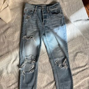 Daze Distressed Boyfriend Jeans